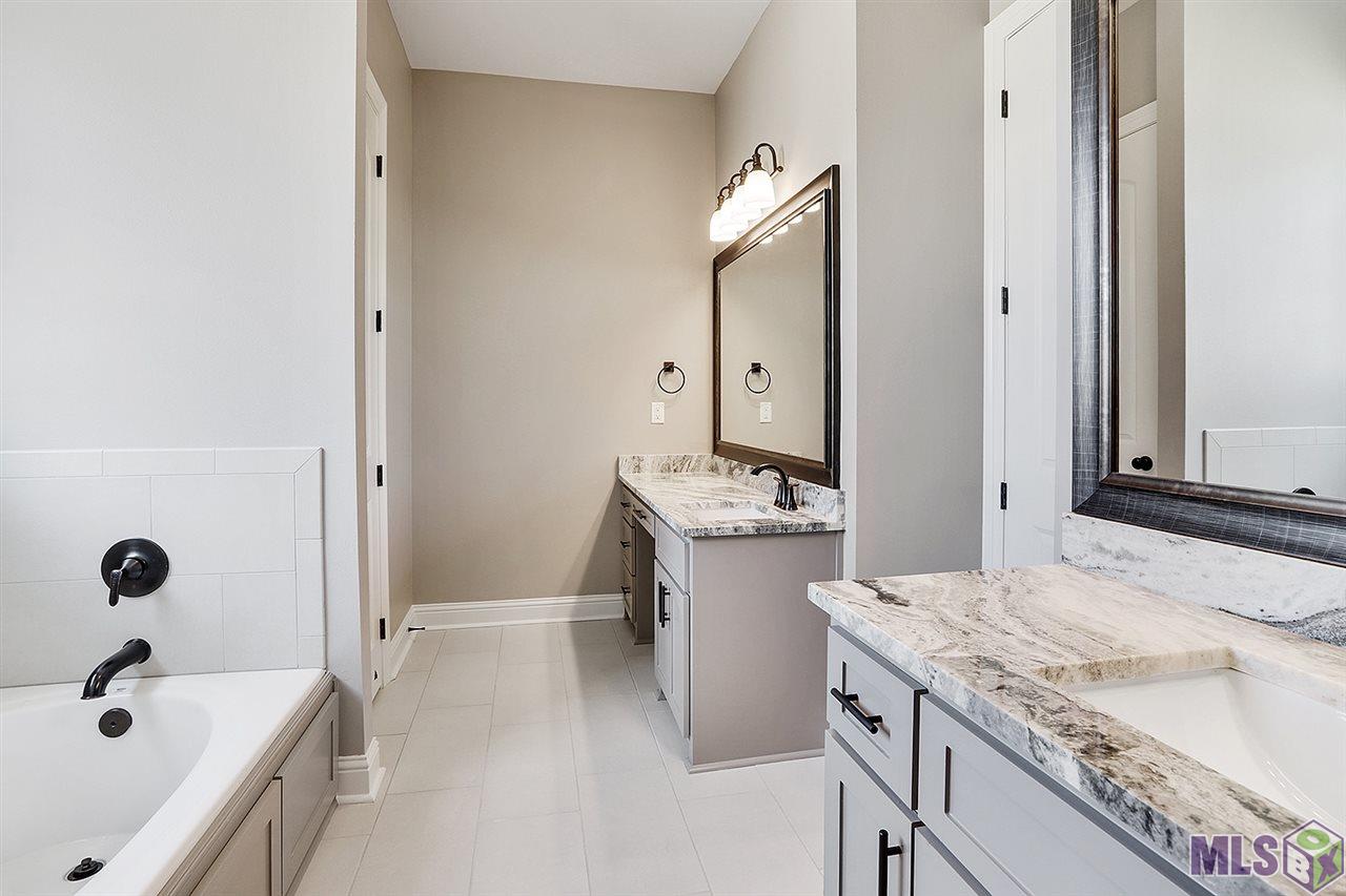 16488 Stewart Road Prairieville, LA 70769 - Photo 3 of 13 Gallery Image 3