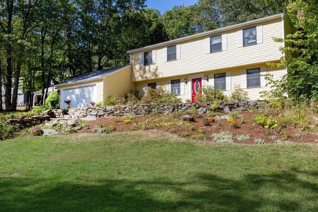 6 Algonquin Road Cape Elizabeth, ME 04107 - Photo 1 of 35 Photo