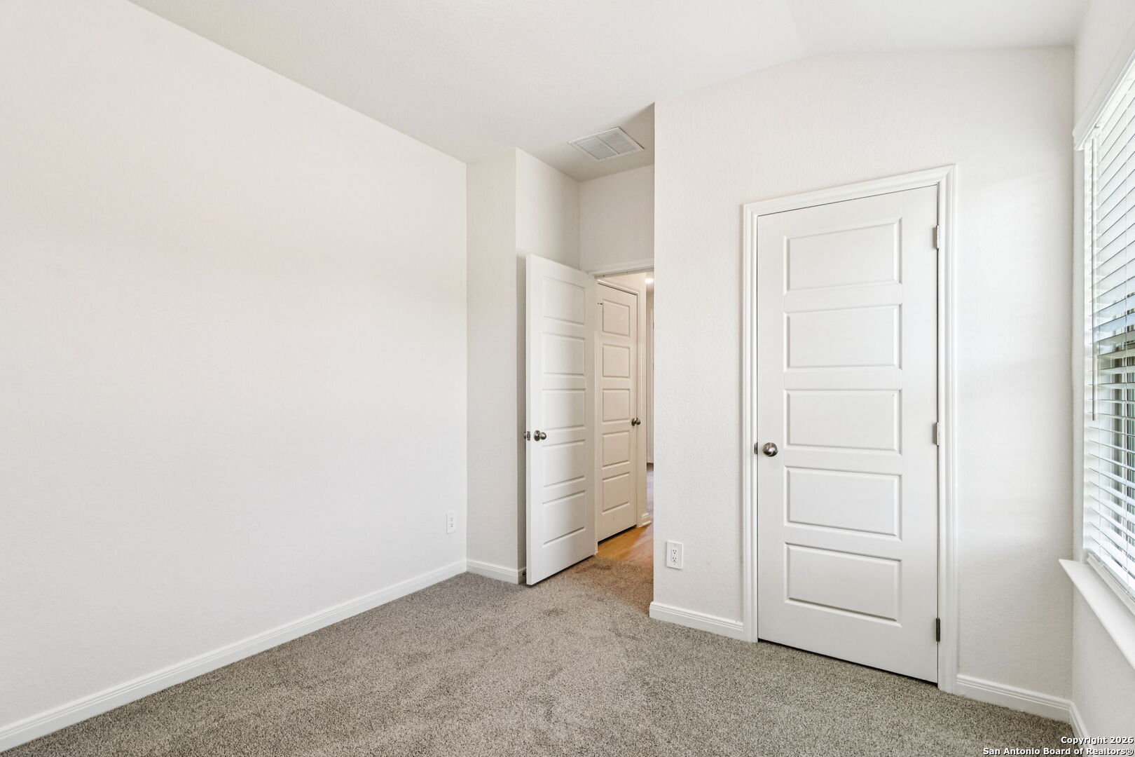 2922 Clemente Way Converse, TX 78109 - Photo 24 of 36