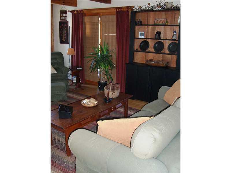 187 Hanson Ridge Road Springvale, ME 04083 - Photo 12 of 34 Living Room.