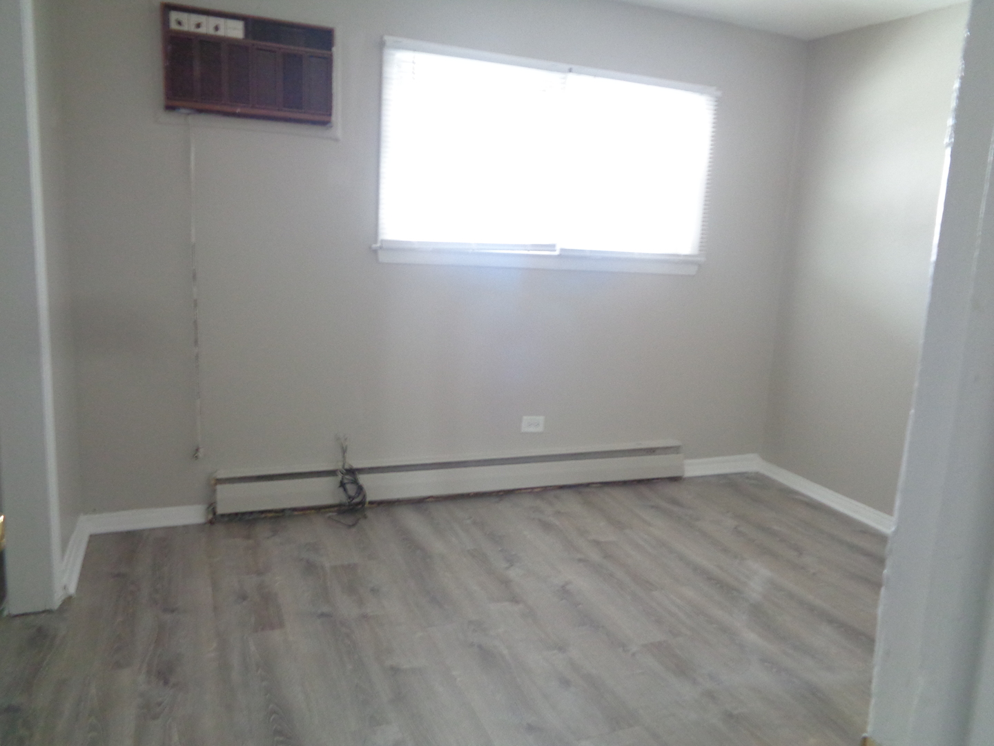 1340 North Main Street, Unit C19 Wheaton, IL 60187 - Photo 7 of 9