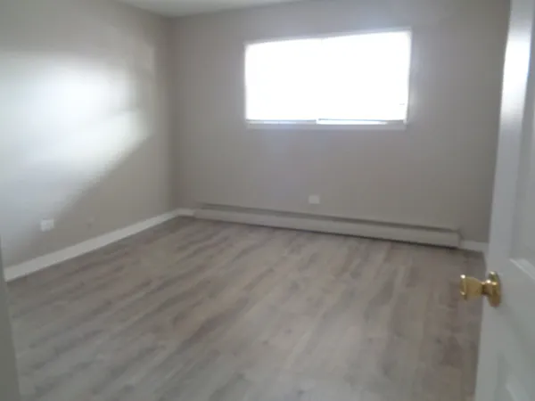 $1,450 | 1340 North Main Street, Unit C19, Wheaton, IL 60187