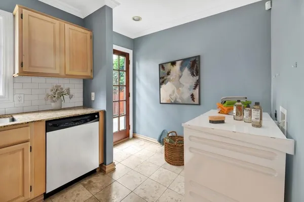 $6,450 | 5604 Martel Avenue, Dallas, TX 75206