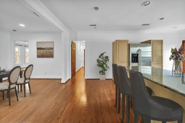 $6,450 | 5604 Martel Avenue, Dallas, TX 75206