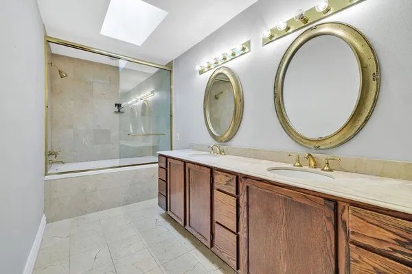 $6,450 | 5604 Martel Avenue, Dallas, TX 75206