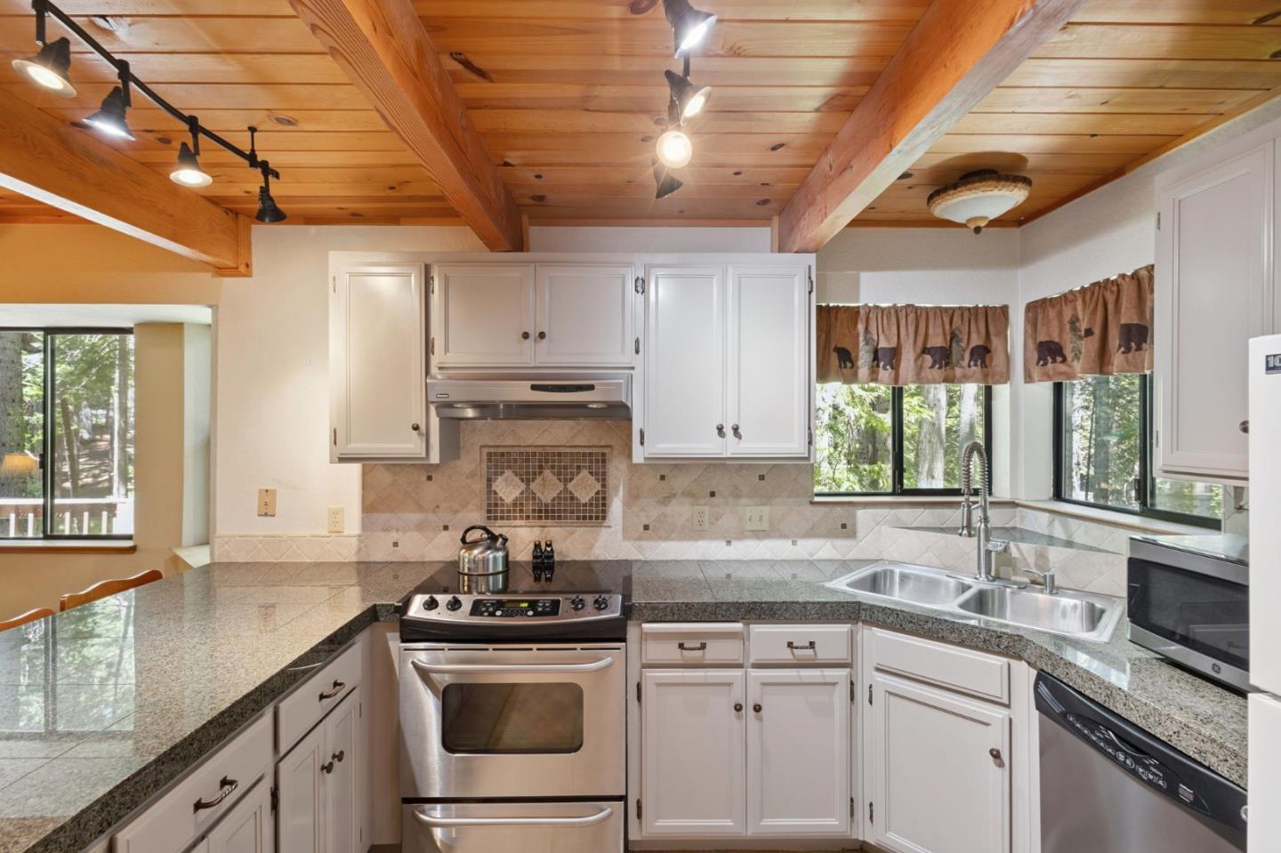 2178 Karock Road Arnold, CA 95223 - Photo 12 of 37 Gallery Image 12