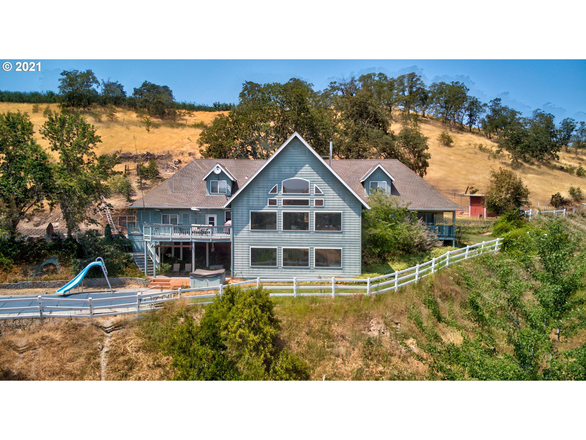 3077 Dry Hollow Road The Dalles, OR 97058 - Photo 1 of 32 Gallery Image 1