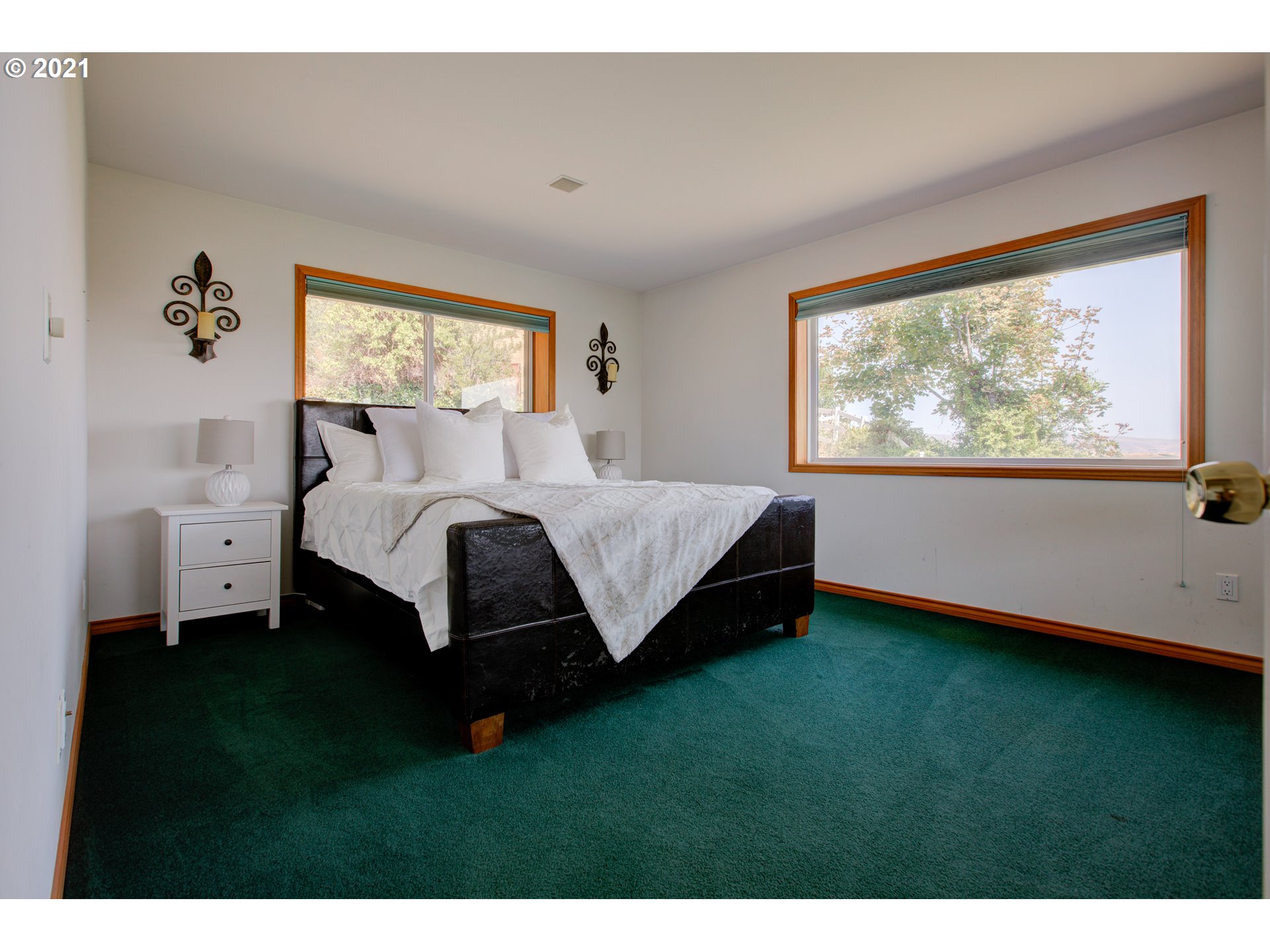 3077 Dry Hollow Road The Dalles, OR 97058 - Photo 20 of 32 Gallery Image 20