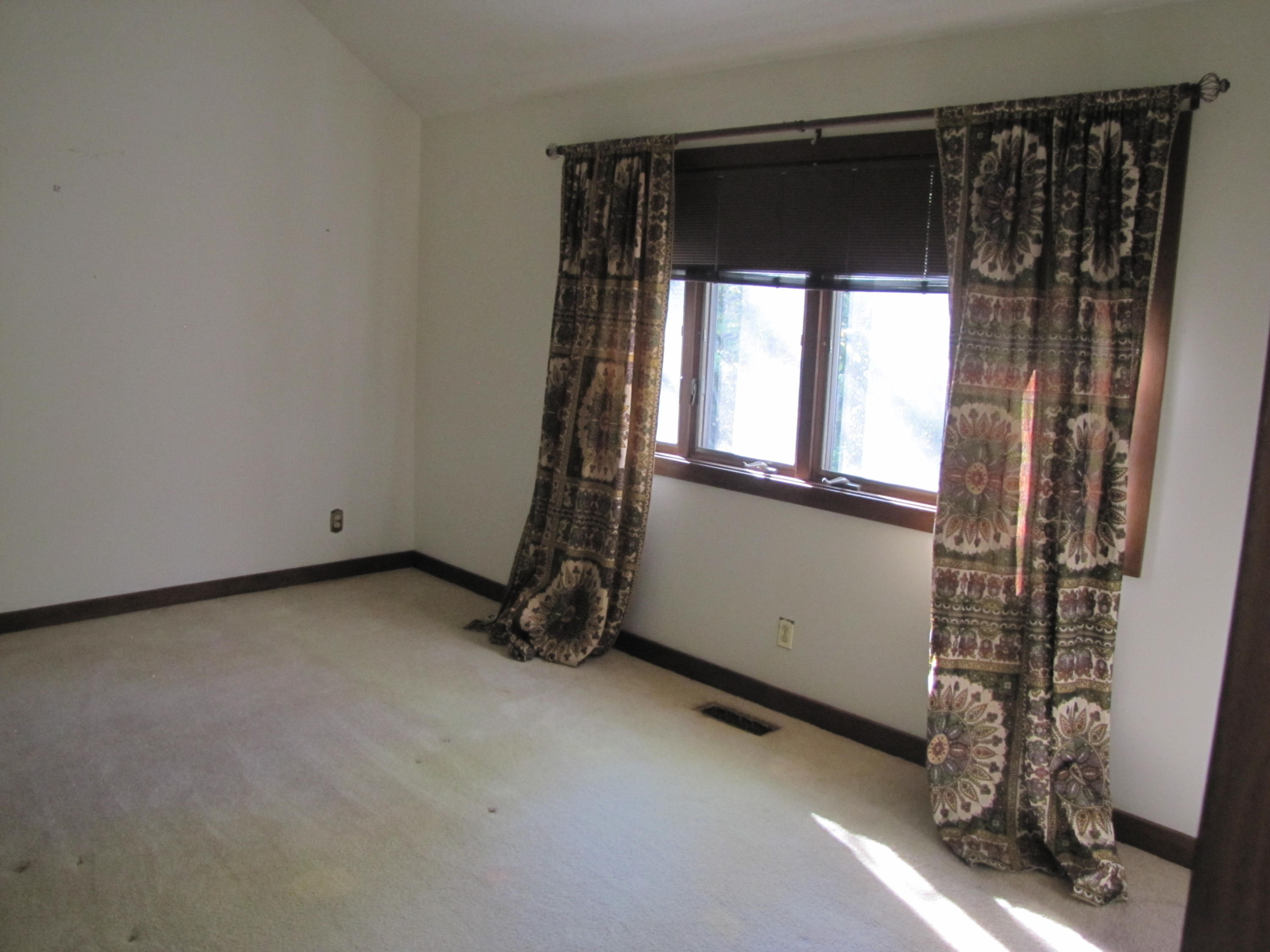 123 Columbine Road Kingsport, TN 37660 - Photo 21 of 36 IMG_4574