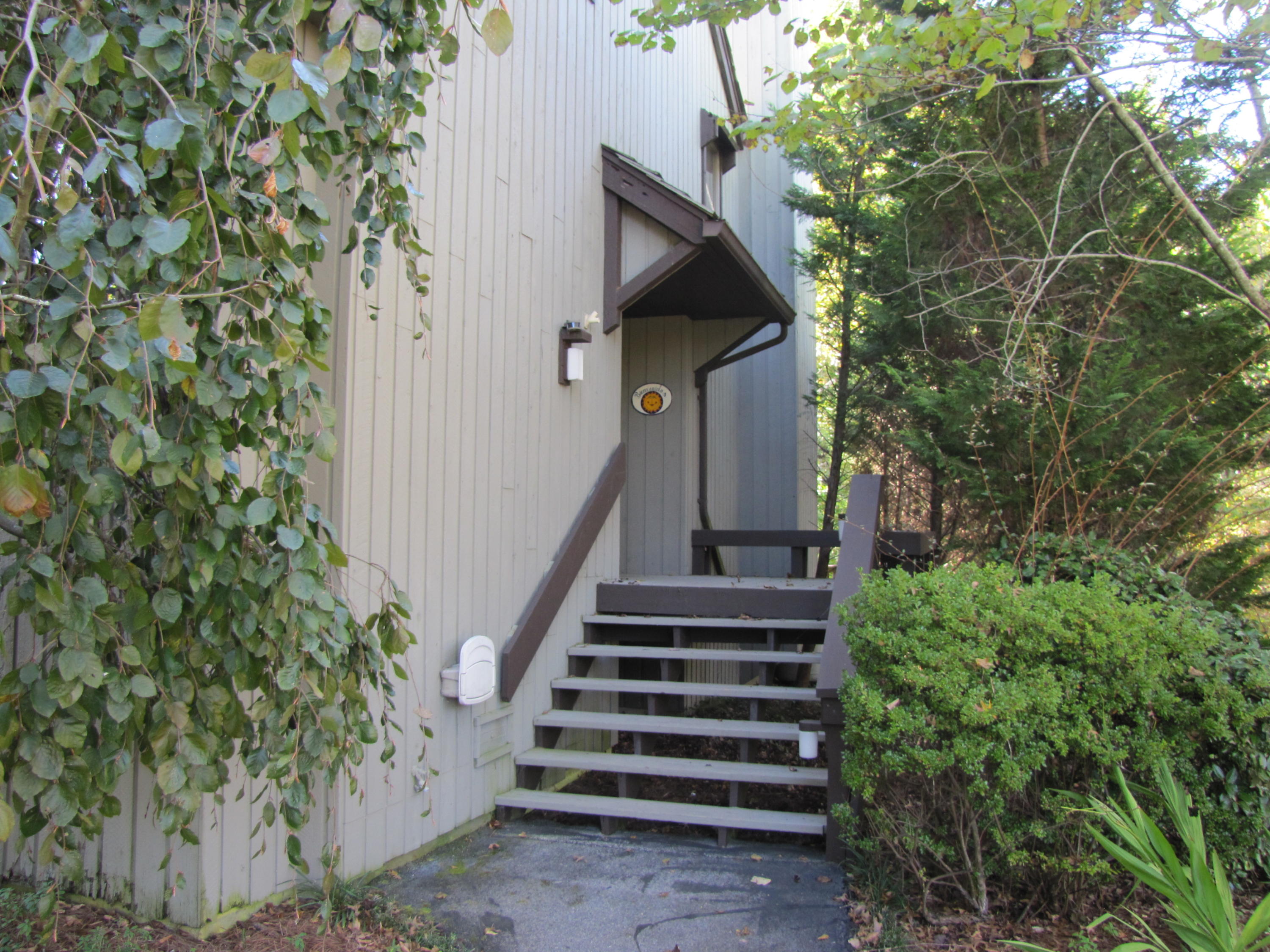 123 Columbine Road Kingsport, TN 37660 - Photo 3 of 36 IMG_4556