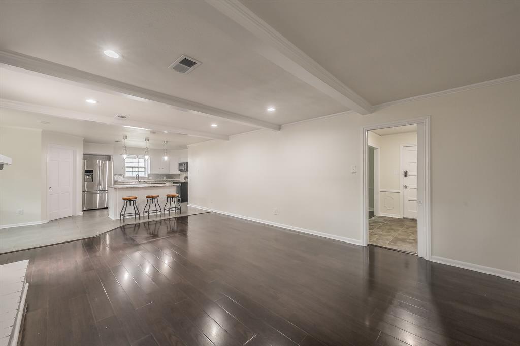 7341 Normandy Road Fort Worth, TX 76112 - Photo 19 of 40