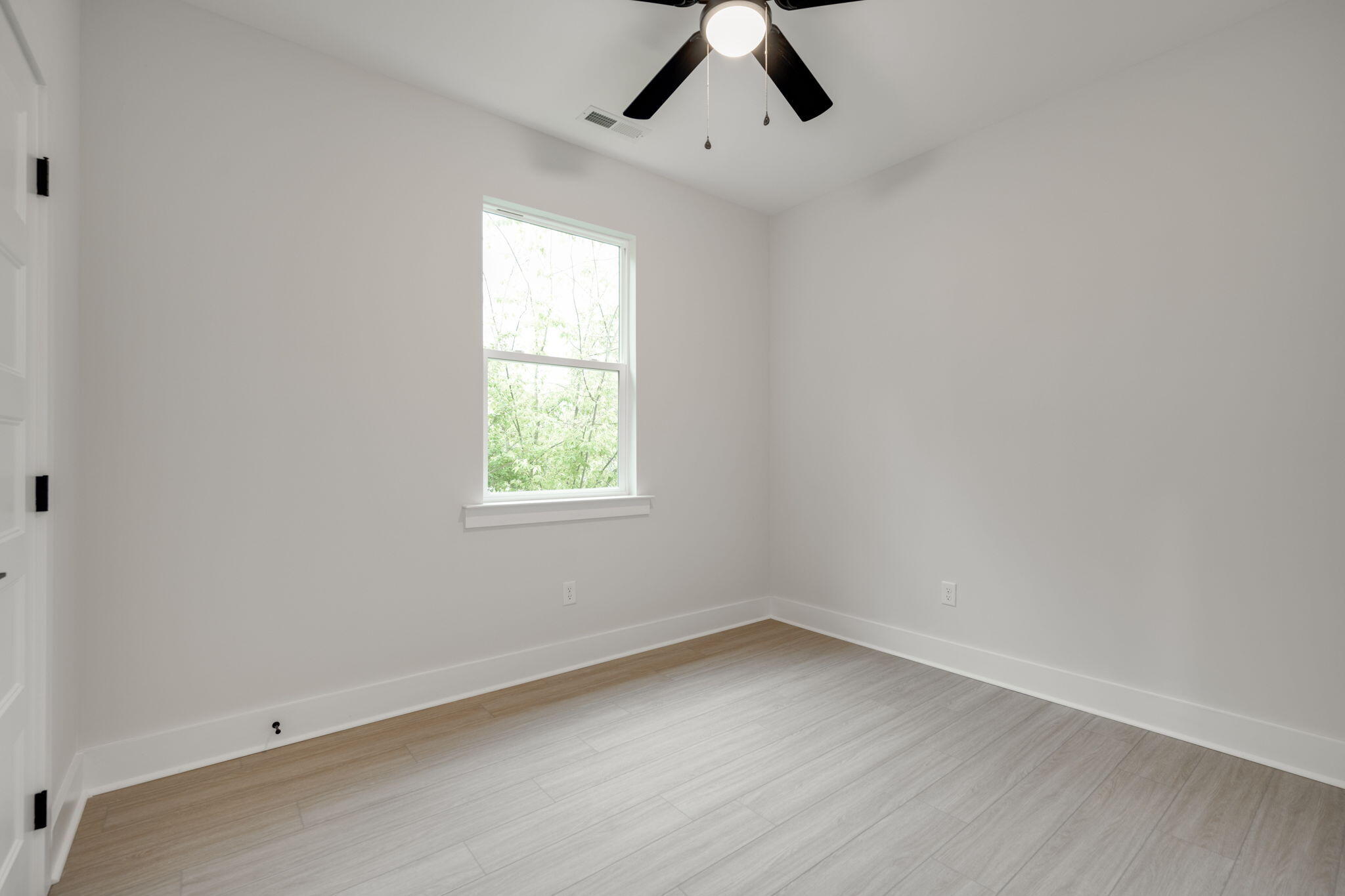 1302 McBrien Road Chattanooga, TN 37412 - Photo 23 of 32 13-web-or-mls-DSC_2181