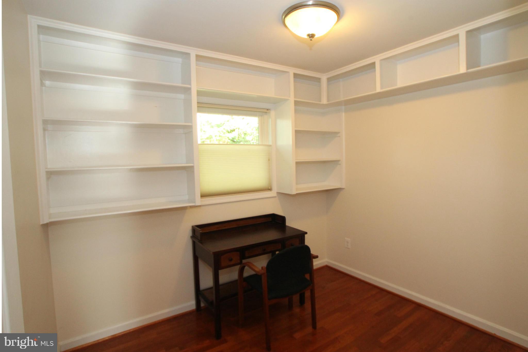 4108 Ronson Drive Alexandria, VA 22310 - Photo 18 of 28 Bedroom