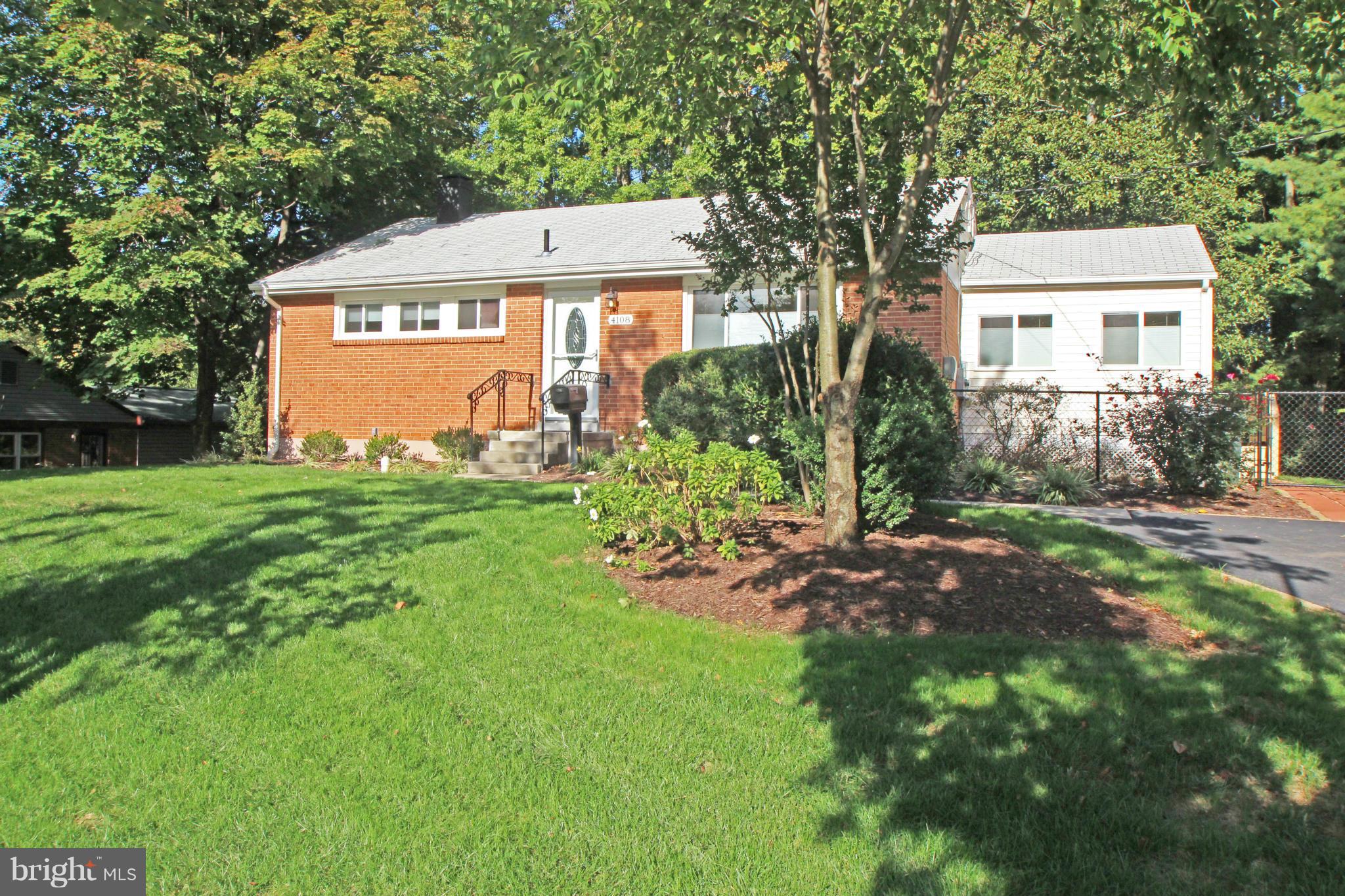 4108 Ronson Drive Alexandria, VA 22310 - Photo 4 of 28 Exterior (Front)