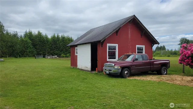 $799,900 | 1296 Highway 12, Ethel, WA 98542