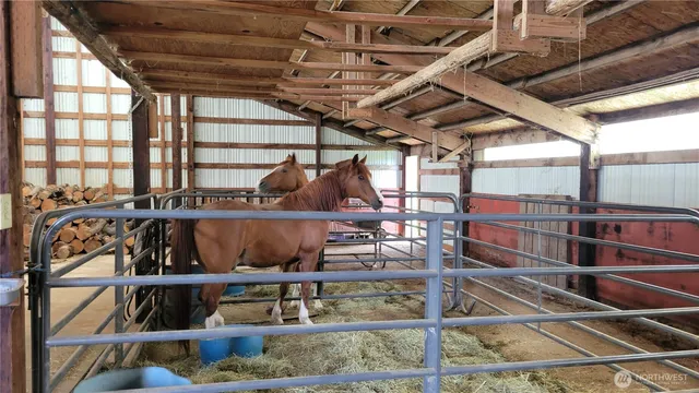 $799,900 | 1296 Highway 12, Ethel, WA 98542