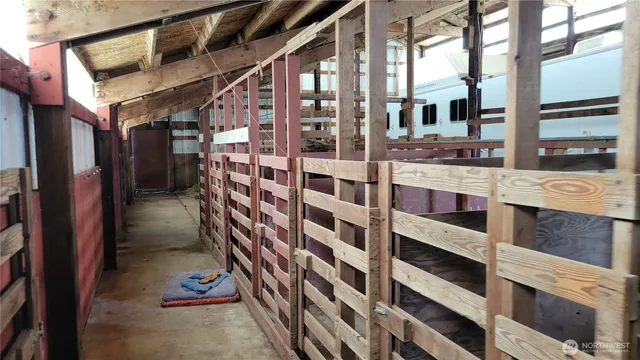 $799,900 | 1296 Highway 12, Ethel, WA 98542