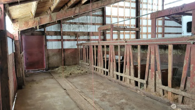 $799,900 | 1296 Highway 12, Ethel, WA 98542