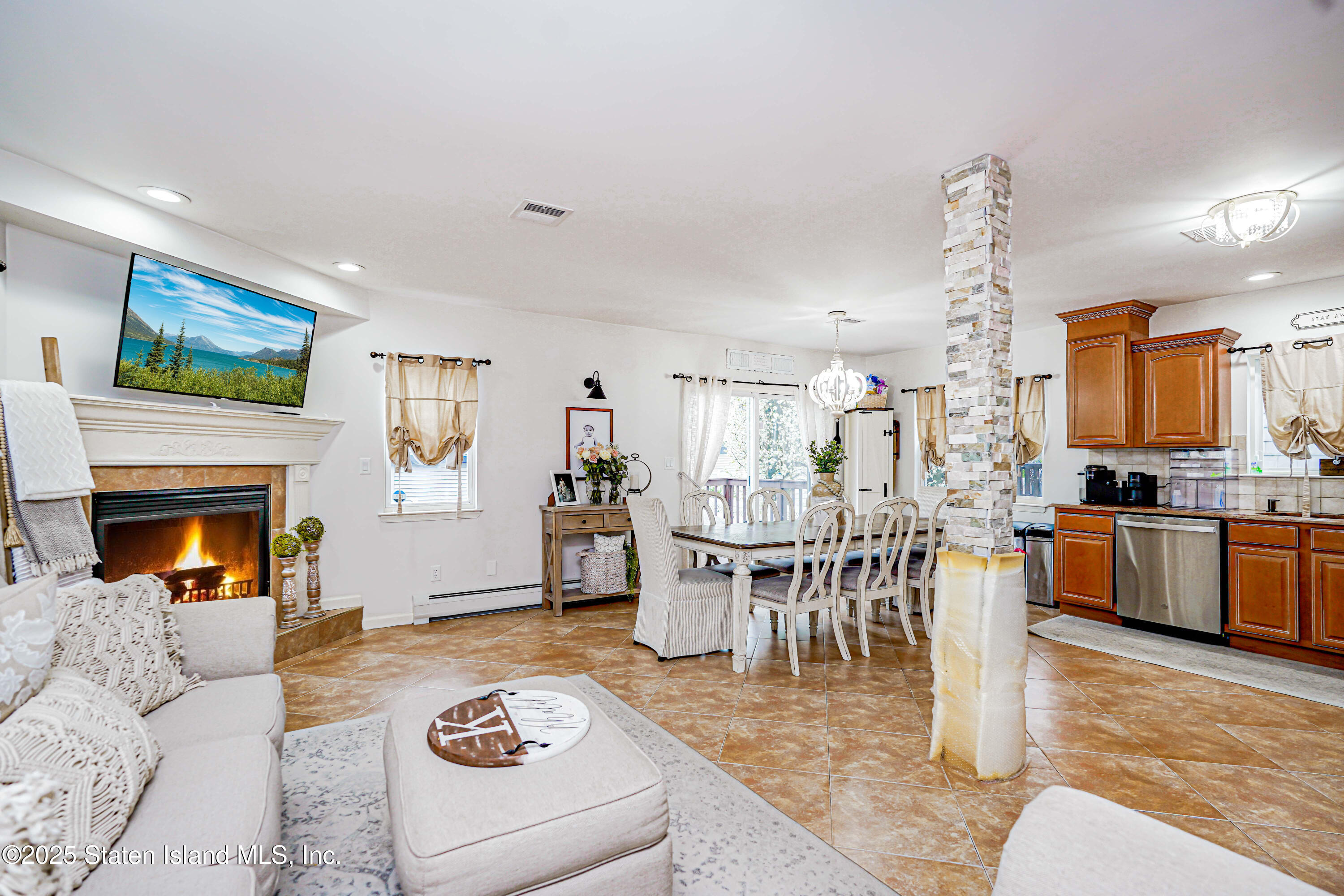 501 Willowbrook Road Staten Island, NY 10314 - Photo 8 of 17 Photo Apr 08 2025, 1 09 55 AM