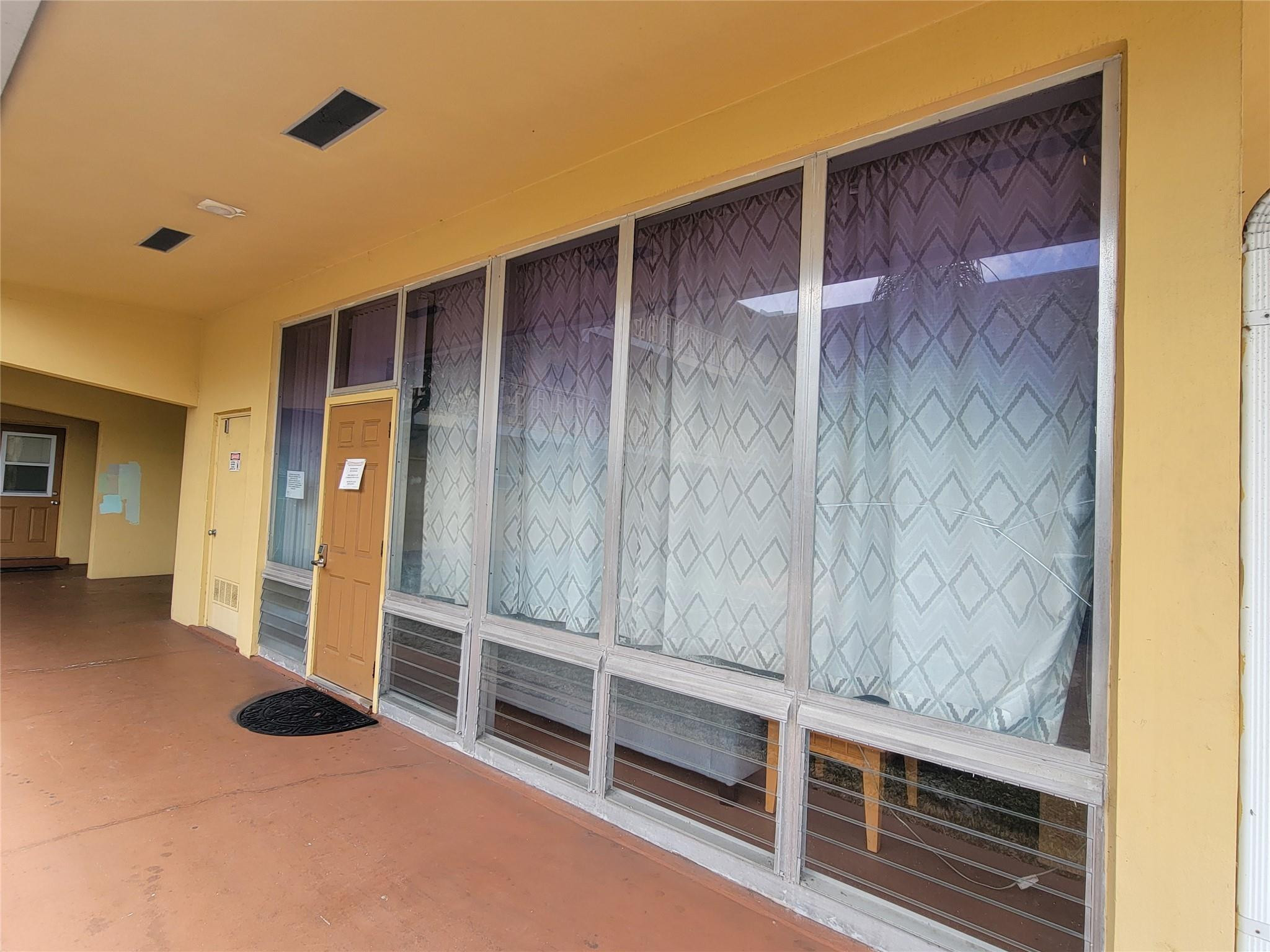 1050 East Sample Road, Unit 203 Pompano Beach, FL 33064 - Photo 24 of 30 Community room