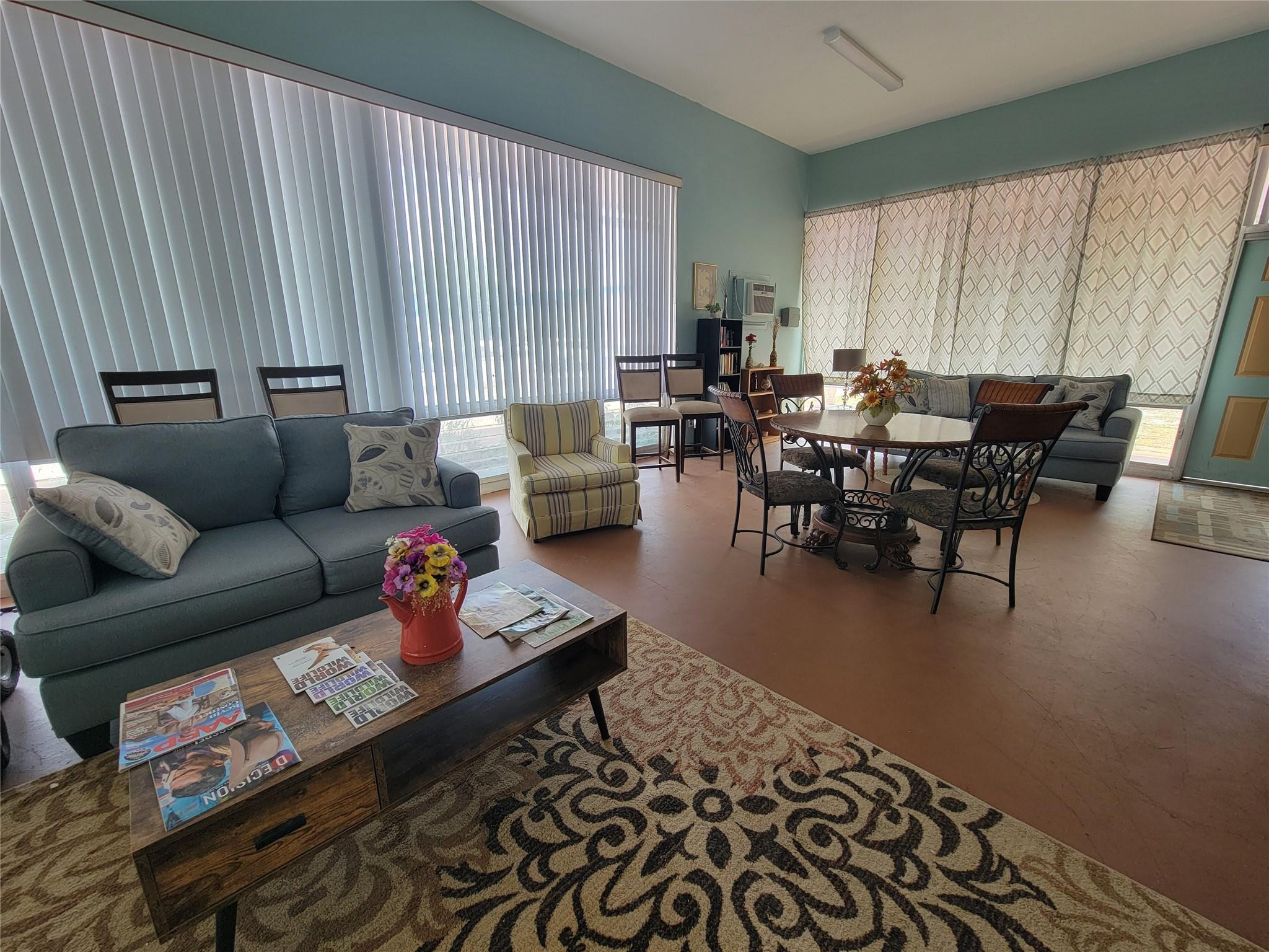1050 East Sample Road, Unit 203 Pompano Beach, FL 33064 - Photo 26 of 30 Community room