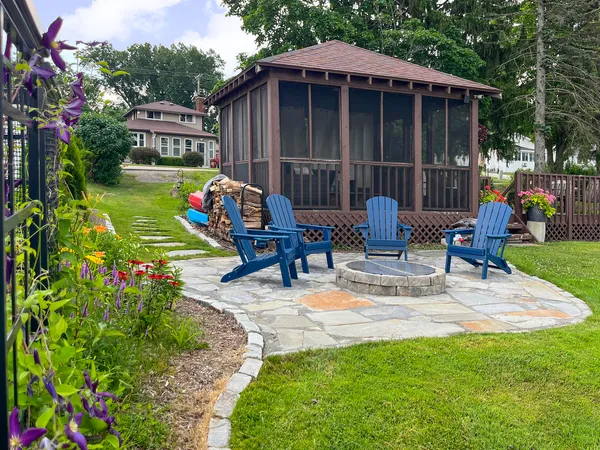 $545,000 | 70649 Sunset Boulevard, Union, MI 49130
