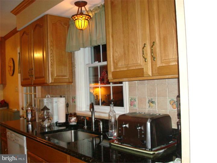 117 Merion Road Cherry Hill, NJ 08002 - Photo 5 of 7 Kitchen