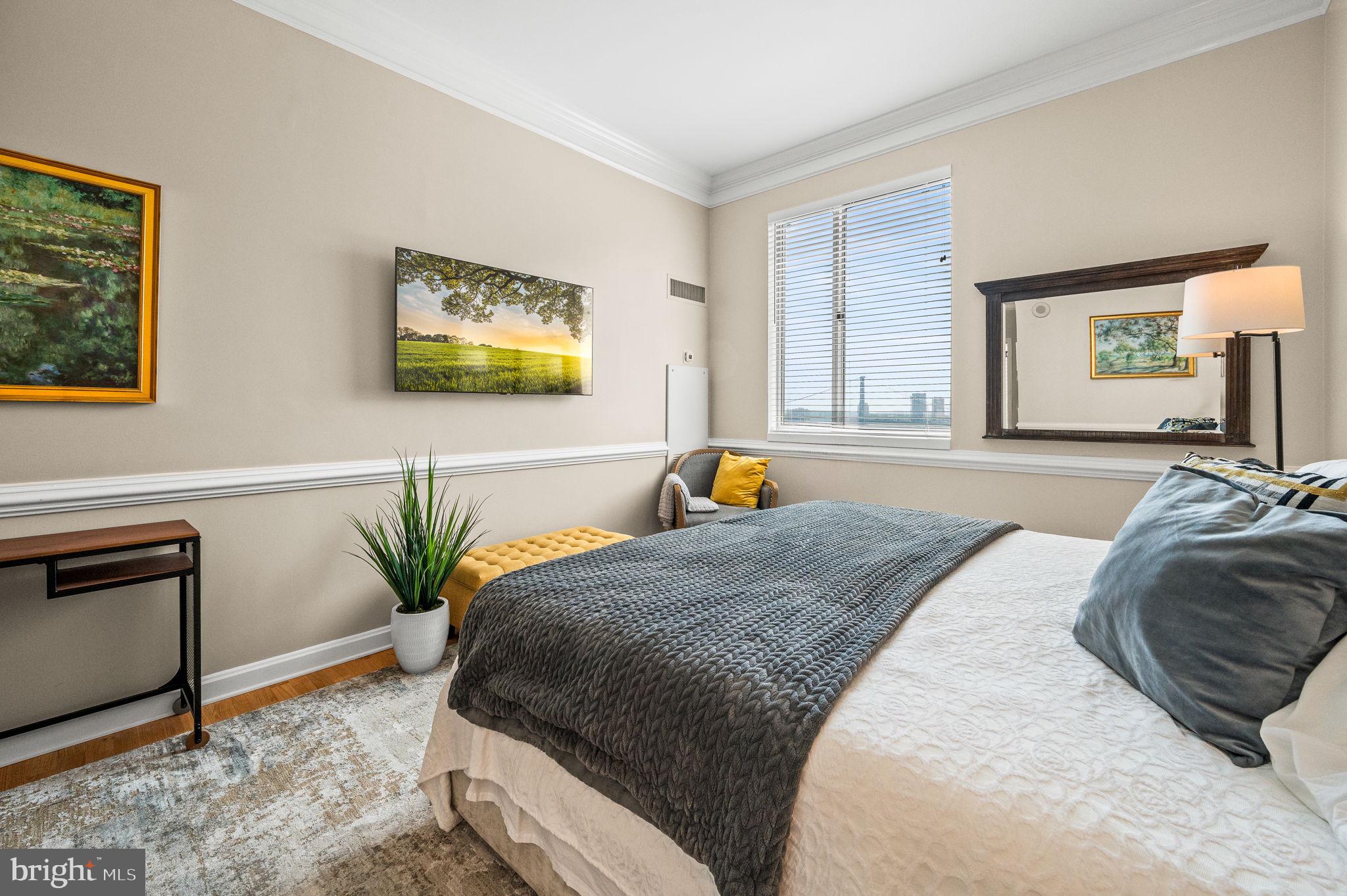 901 North Penn Street, Unit R1902 Philadelphia, PA 19123 - Photo 17 of 52 Guest Bedroom