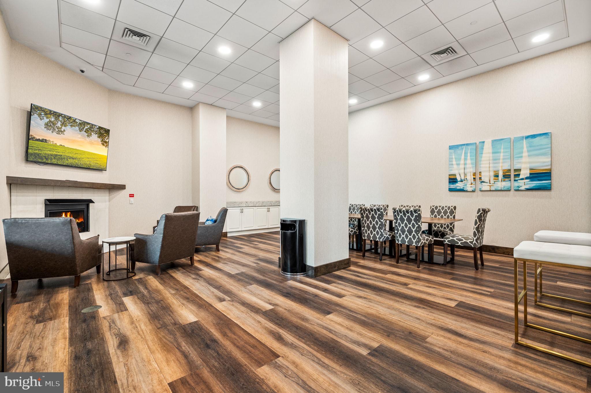 901 North Penn Street, Unit R1902 Philadelphia, PA 19123 - Photo 46 of 52 Regatta Community Room