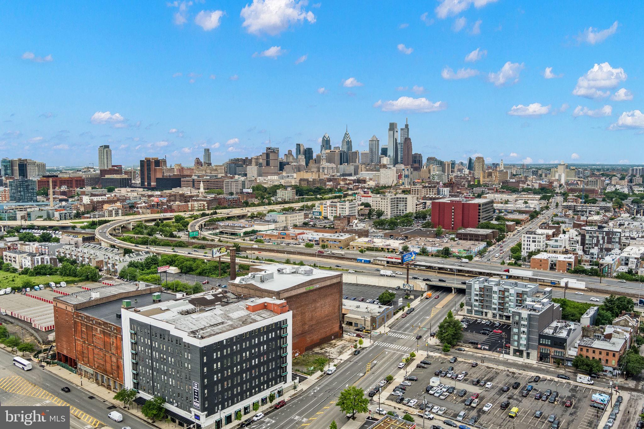 901 North Penn Street, Unit R1902 Philadelphia, PA 19123 - Photo 49 of 52 Aerial City View