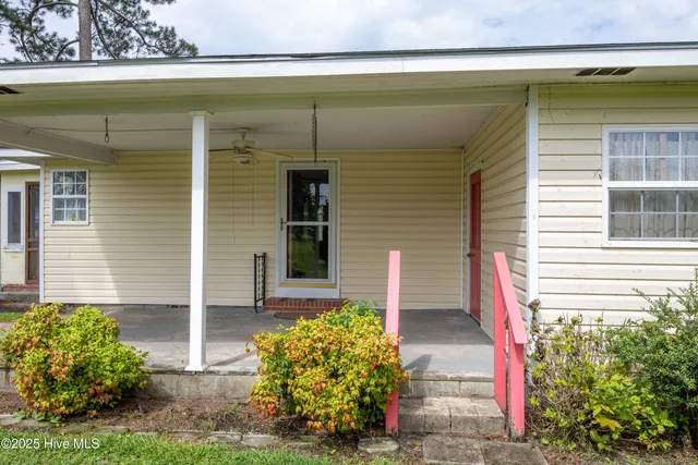 $175,000 | 46 Herring Street, Turkey, NC 28393