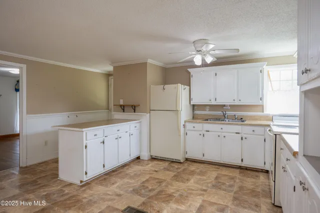 $175,000 | 46 Herring Street, Turkey, NC 28393