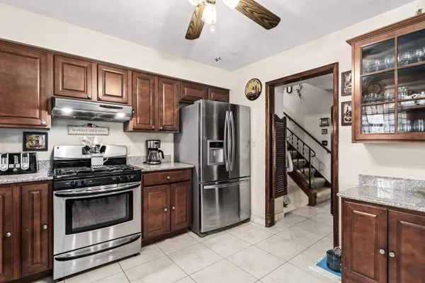 $290,000 | 2214 Pinedrop Parkway, Rockford, IL 61108