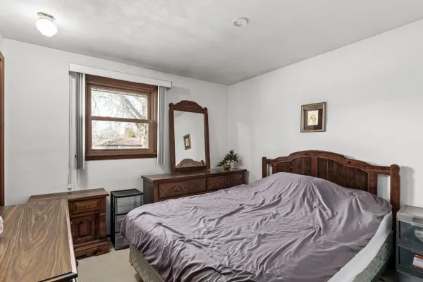 $290,000 | 2214 Pinedrop Parkway, Rockford, IL 61108