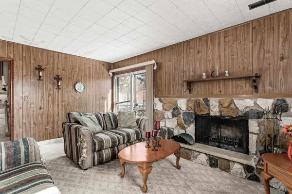 $290,000 | 2214 Pinedrop Parkway, Rockford, IL 61108