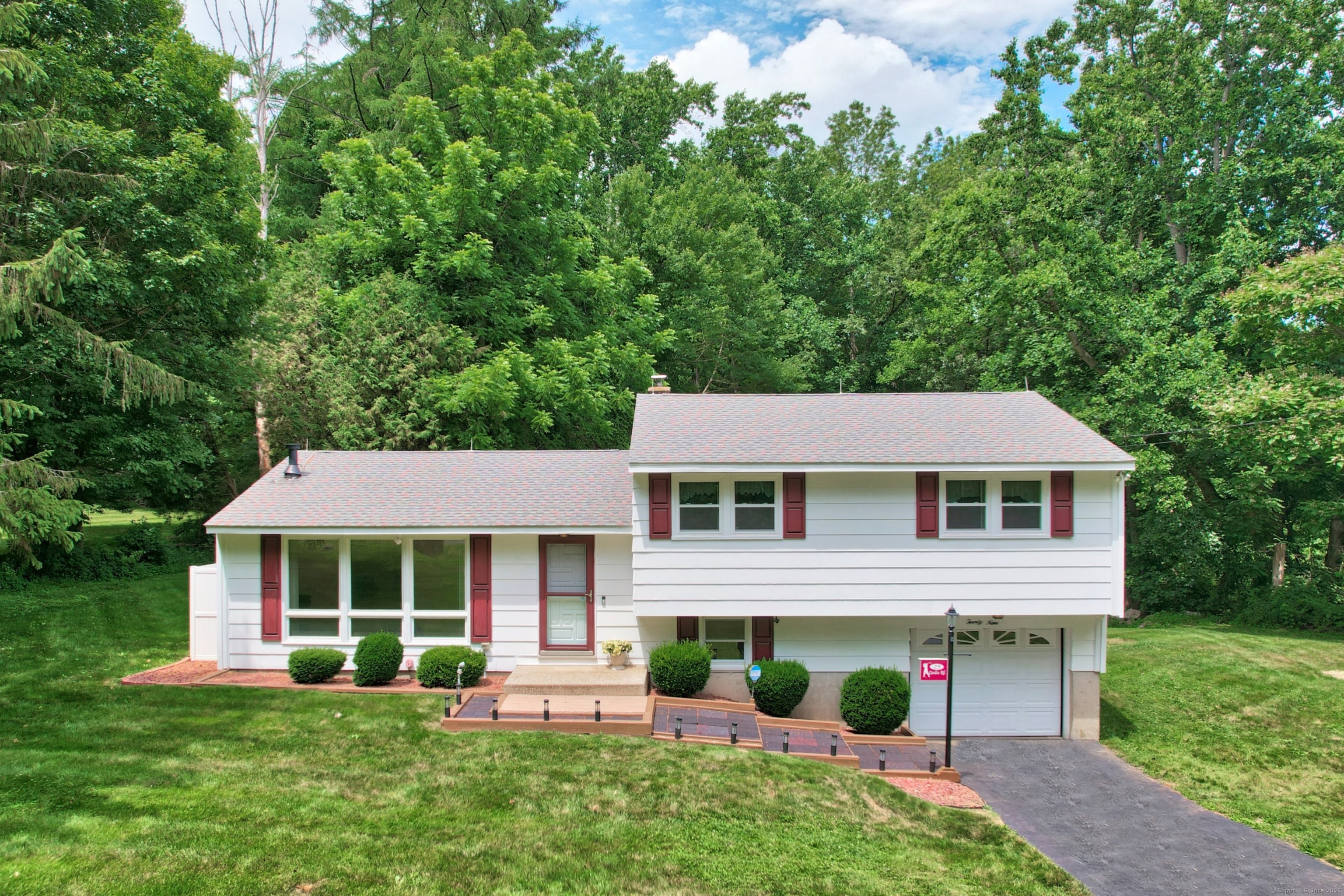 Welcome to this rare find! Over 1500 sq ft just waiting for you to make it your own!