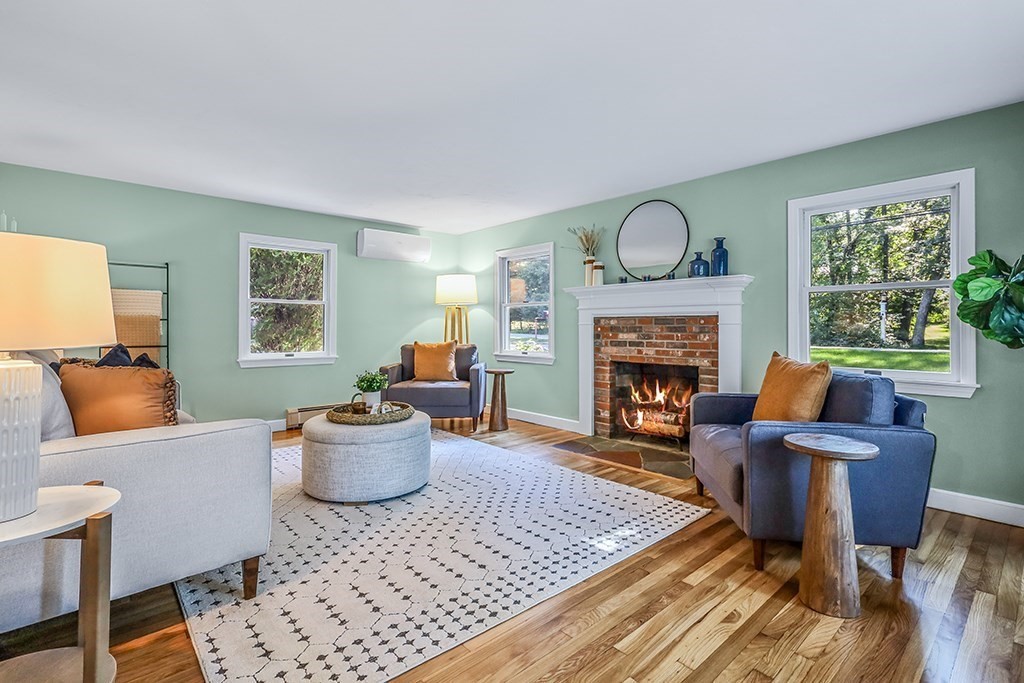 36 Rice Road Wayland, MA 01778 - Photo 2 of 28 Gallery Image 2