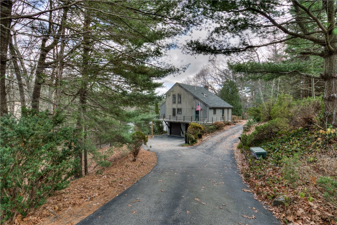 8 Ruffstone Drive Smithfield, RI 02828 - Photo 1 of 29 Gallery Image 1