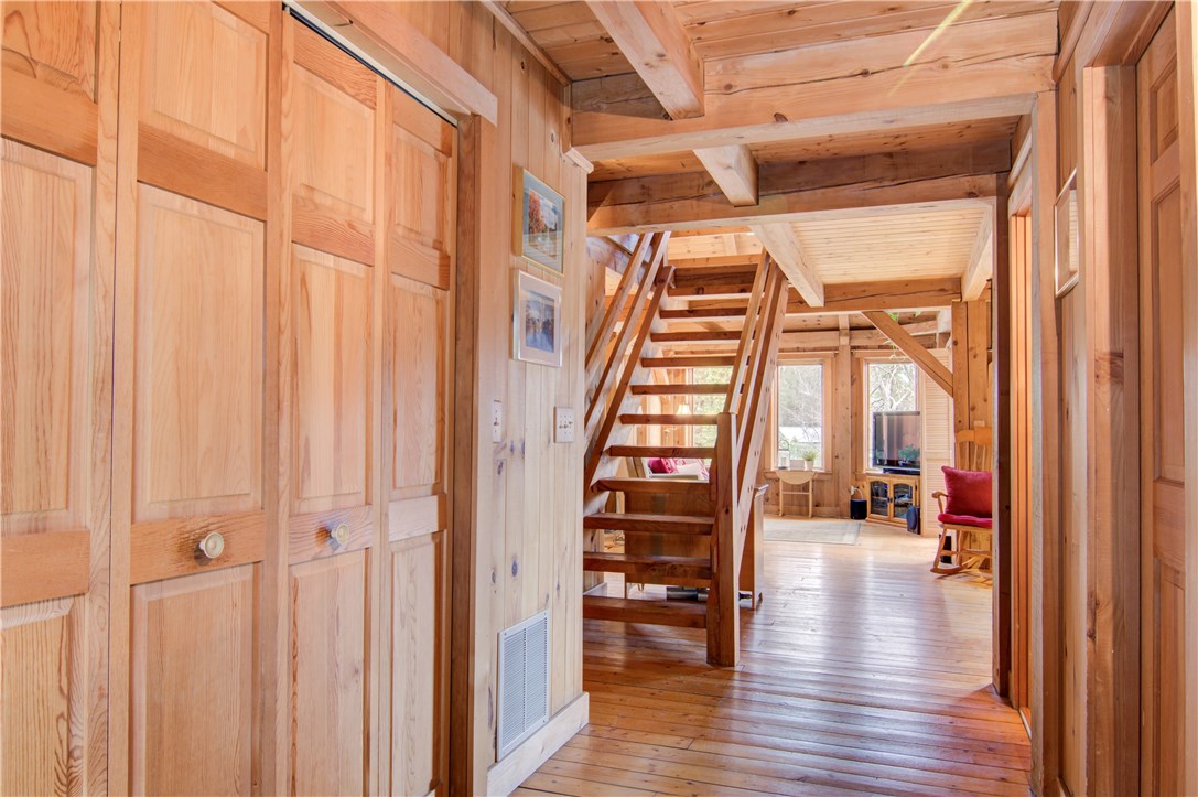 8 Ruffstone Drive Smithfield, RI 02828 - Photo 6 of 29 Gallery Image 6