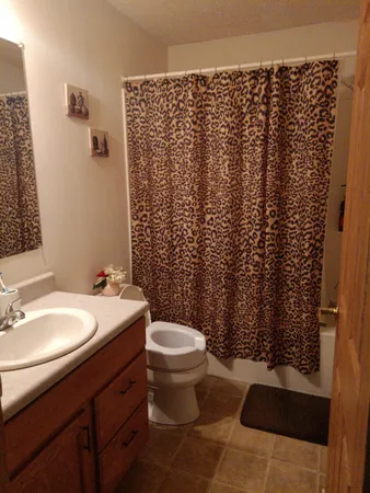 $199,900 | 534 East Siena Heights Drive, Adrian, MI 49221