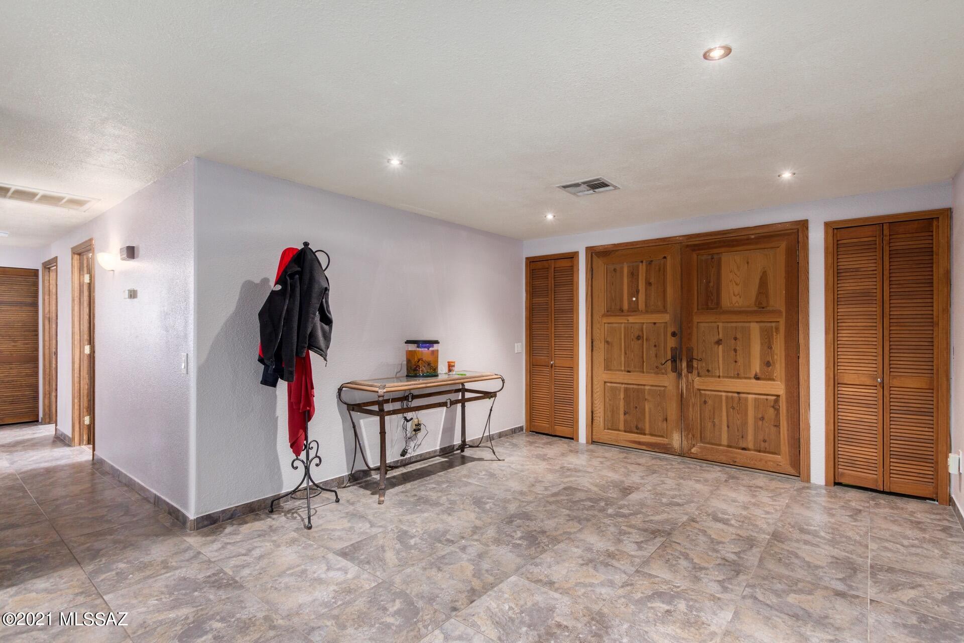 7521 North Juniper Road Tucson, AZ 85741 - Photo 8 of 30 Gallery Image 8
