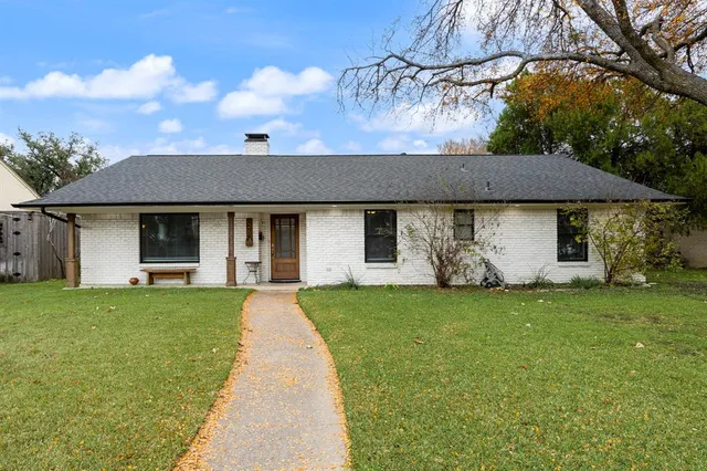 $459,000 | 25 Park Place, Richardson, TX 75081