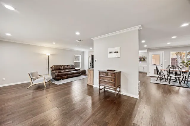 $459,000 | 25 Park Place, Richardson, TX 75081