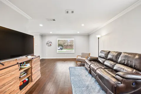 $459,000 | 25 Park Place, Richardson, TX 75081