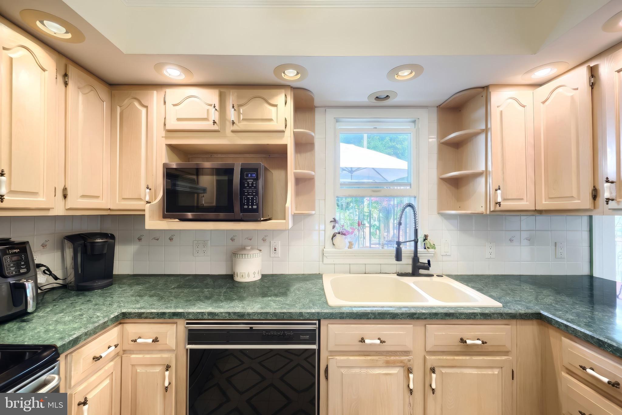 4350 Old Orchard Road York, PA 17402 - Photo 12 of 52