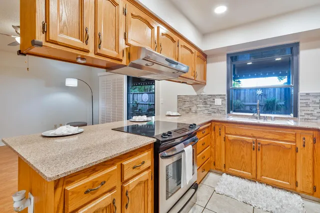 $335,000 | 4633 North Glenn Avenue, Fresno, CA 93704