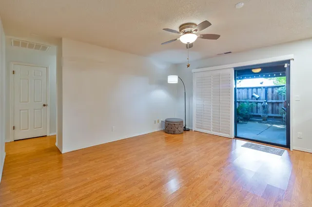 $335,000 | 4633 North Glenn Avenue, Fresno, CA 93704