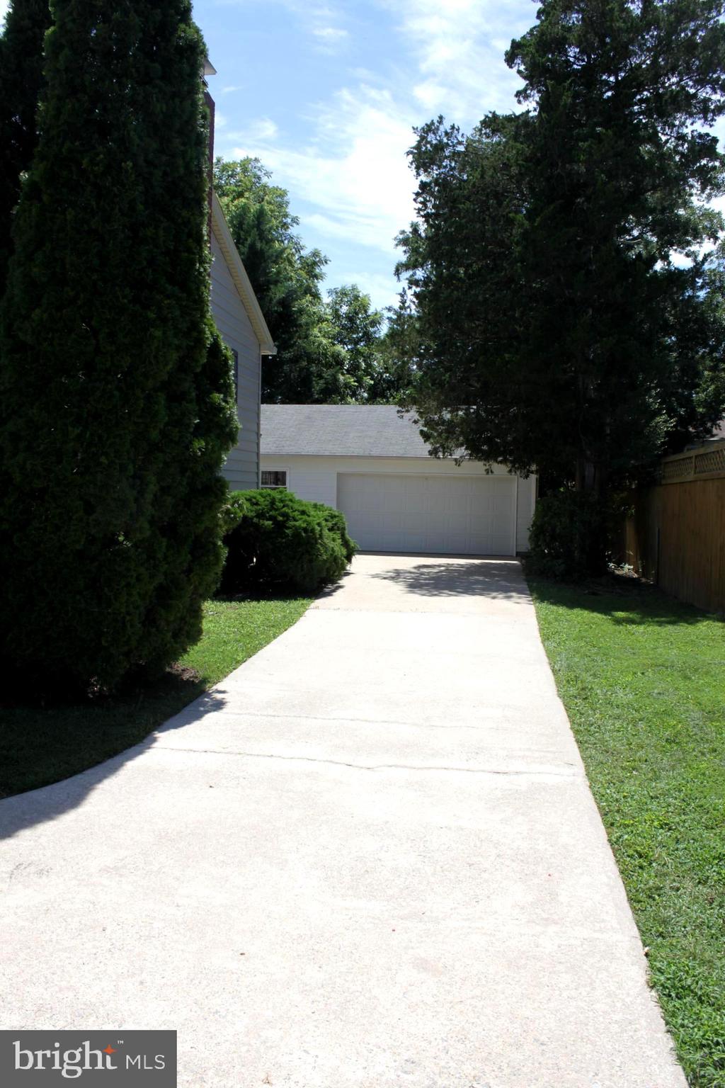 5507 Ashfield Road Alexandria, VA 22315 - Photo 3 of 41 deep driveway to 2 car garage
