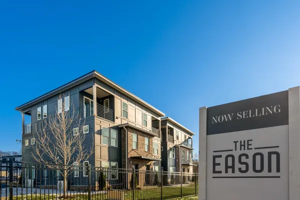 $2,100 | 102 Duke Street, Unit 8, Nashville, TN 37207