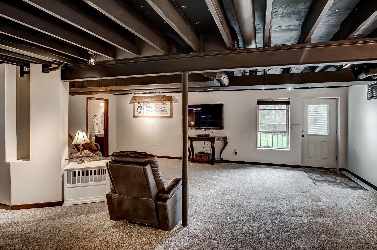 1021 Reece Ridge Drive Columbus, OH 43230 - Photo 48 of 62